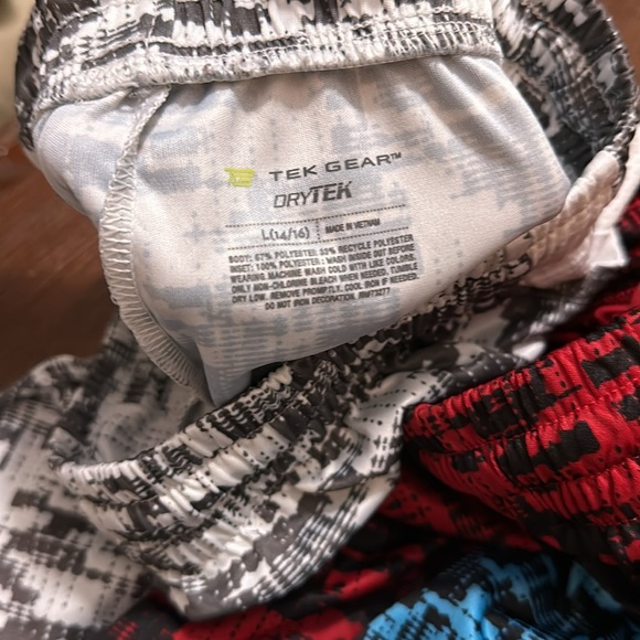 Boys size L Shorts (4) - Picture 6 of 6